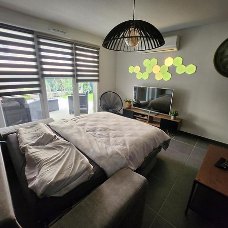 Apartamento Proche Avignon Centre, Jardin & Climatisation 4Pers Exterior foto